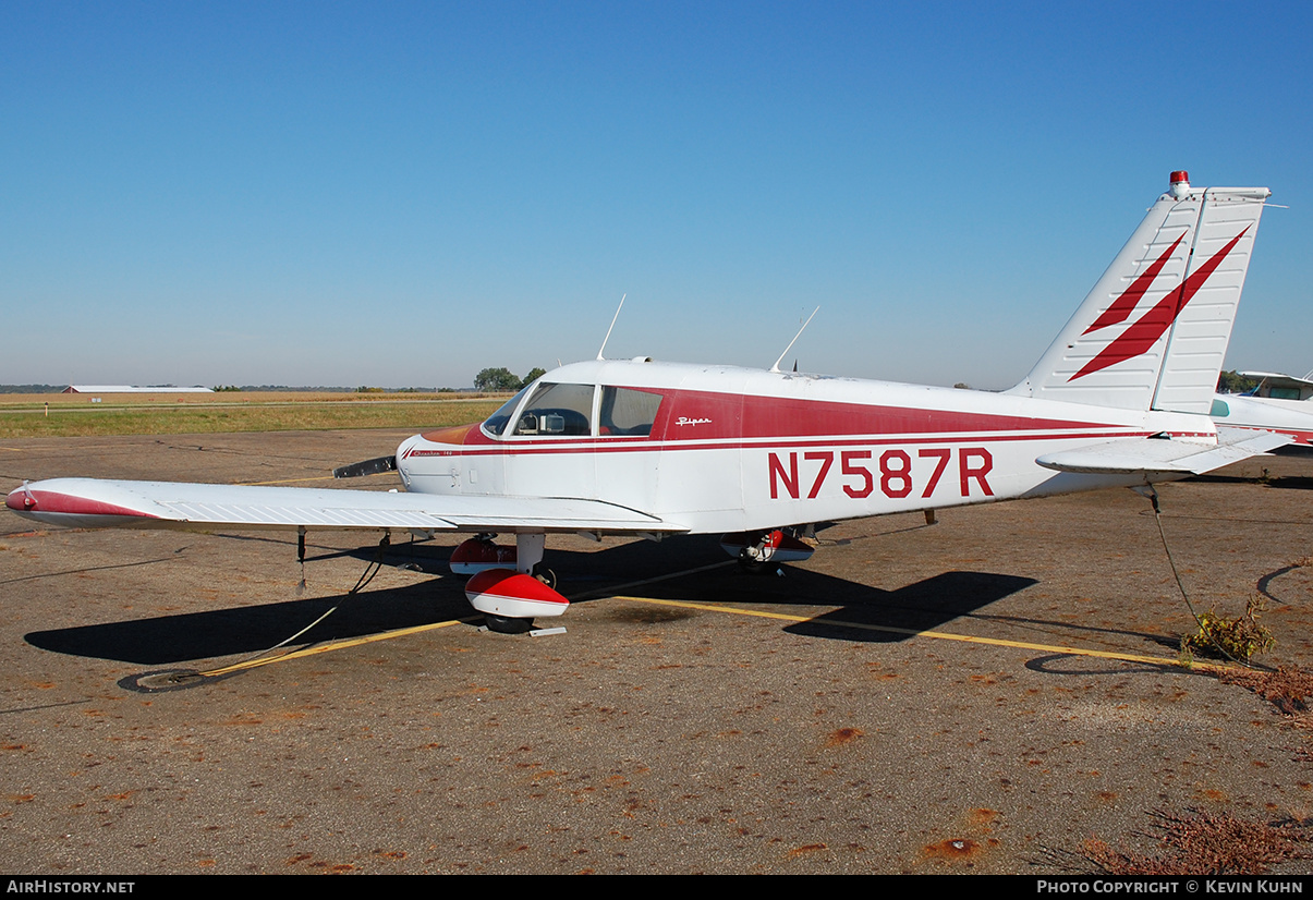 Aircraft Photo of N7587R | Piper PA-28-140 Cherokee | AirHistory.net #641712