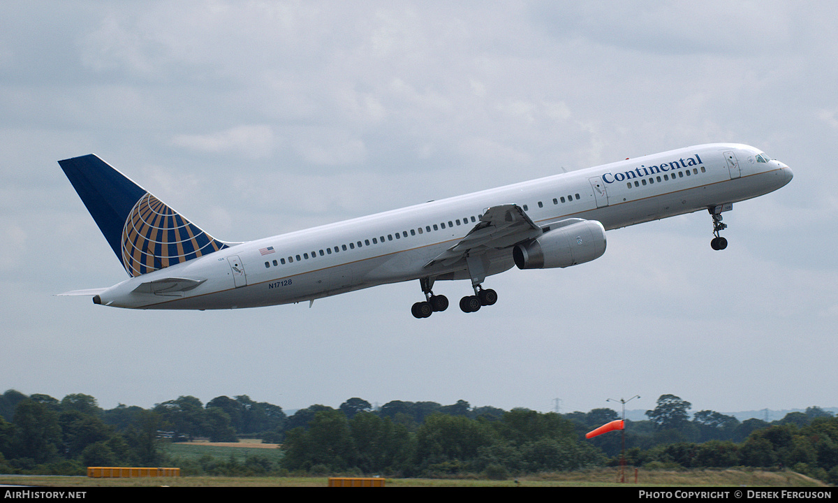 Aircraft Photo of N17128 | Boeing 757-224 | Continental Airlines | AirHistory.net #641844