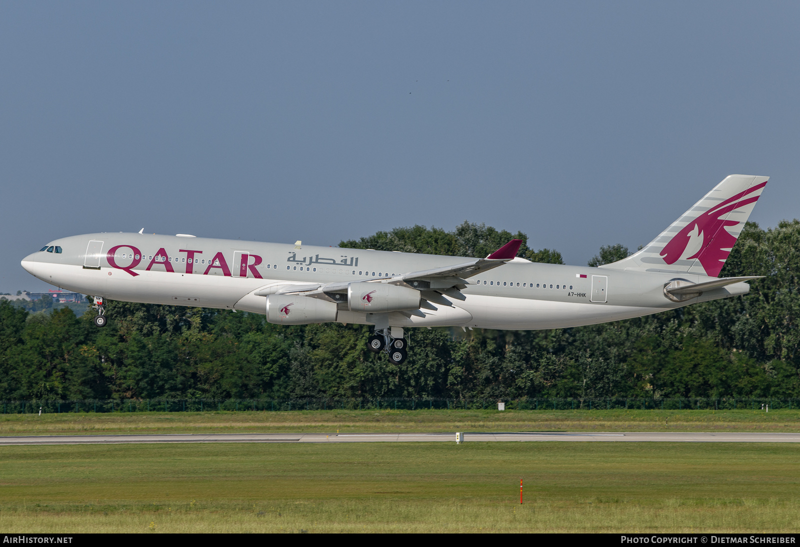 Aircraft Photo of A7-HHK | Airbus A340-211 | Qatar Airways | AirHistory.net #641890