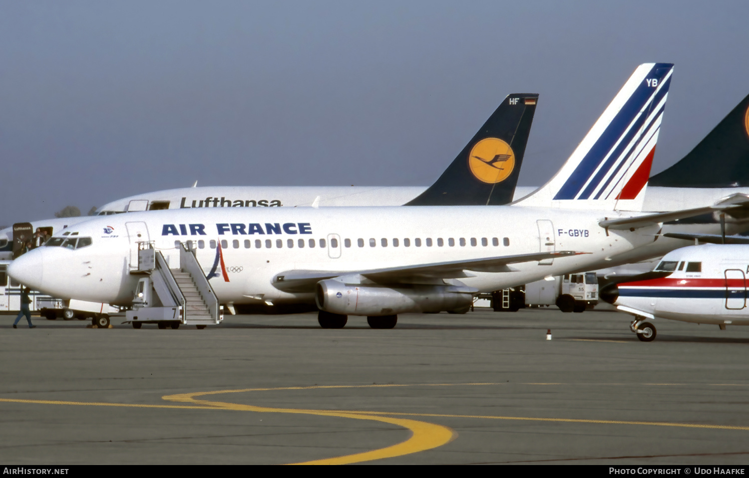 Aircraft Photo of F-GBYB | Boeing 737-228/Adv | Air France | AirHistory.net #641932