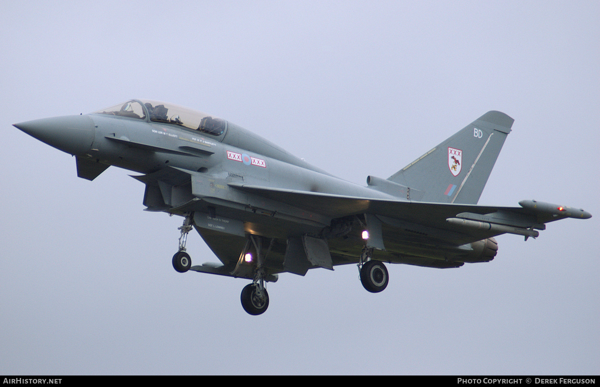 Aircraft Photo of ZJ805 | Eurofighter EF-2000 Typhoon T1 | UK - Air Force | AirHistory.net #641958