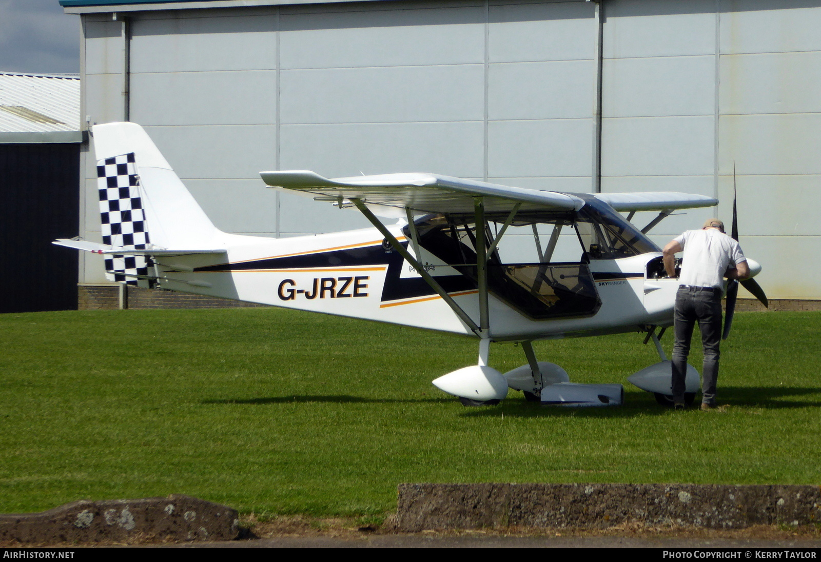 Aircraft Photo of G-JRZE | Best Off Nynja | AirHistory.net #641967