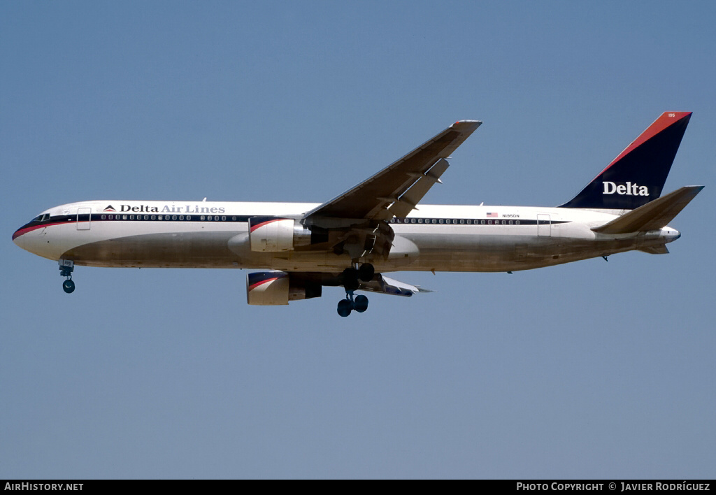 Aircraft Photo of N195DN | Boeing 767-332/ER | Delta Air Lines | AirHistory.net #642061