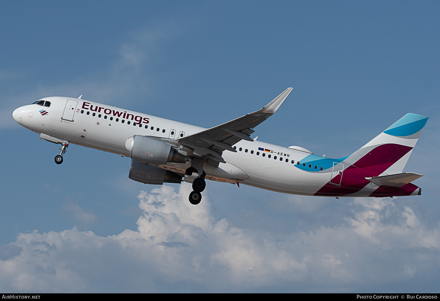 Aircraft Photo of D-AEWR | Airbus A320-214 | Eurowings | AirHistory.net #642288