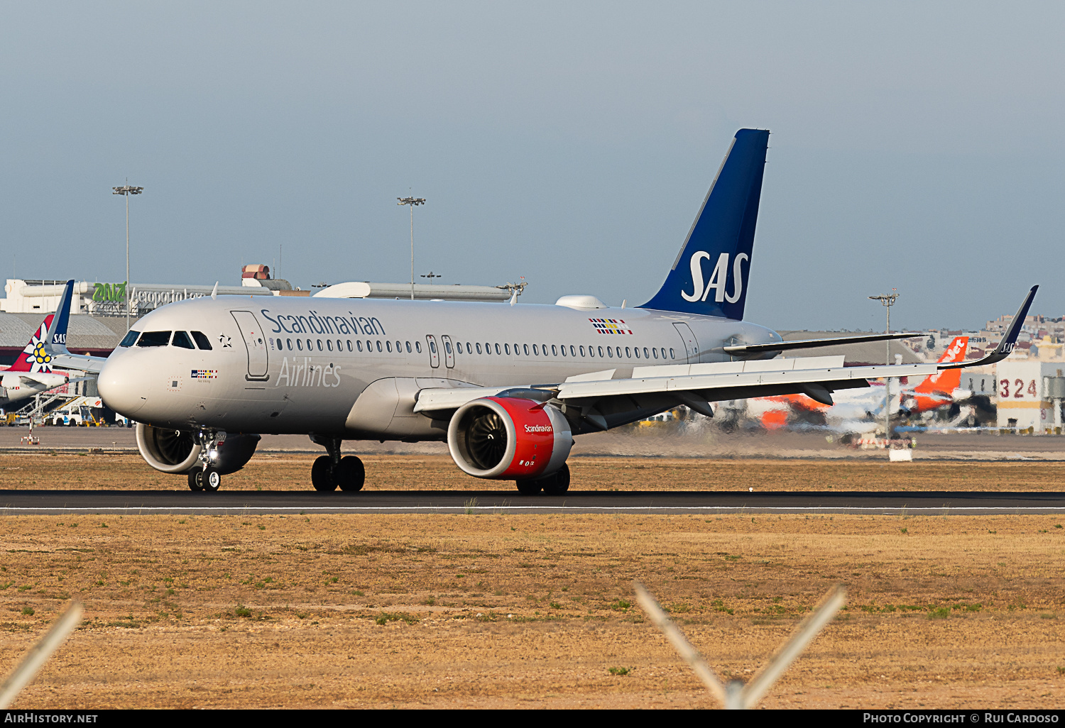 Aircraft Photo of SE-ROA | Airbus A320-251N | Scandinavian Airlines - SAS | AirHistory.net #642309
