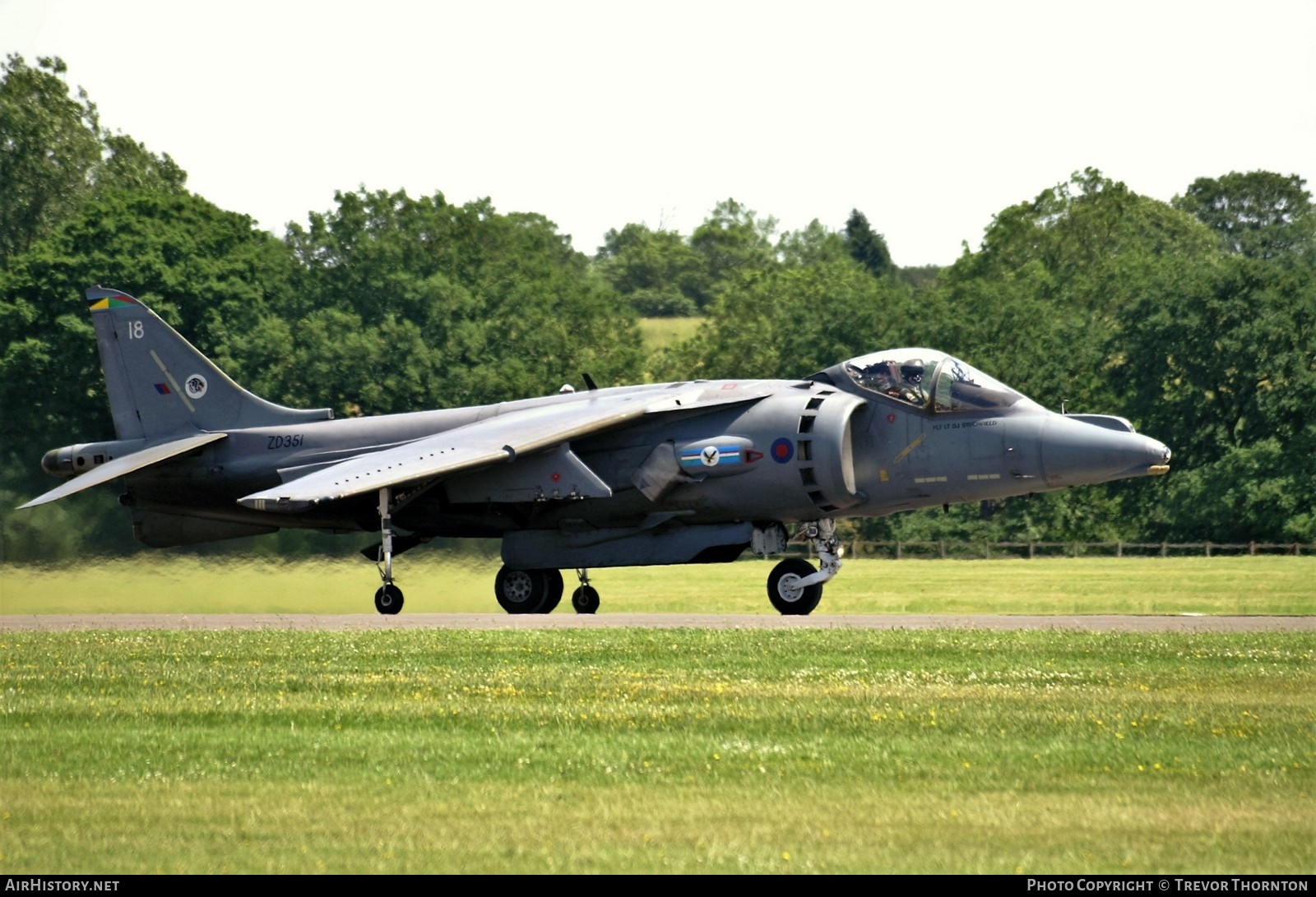 Aircraft Photo of ZD351 | British Aerospace Harrier GR7 | UK - Air Force | AirHistory.net #642312