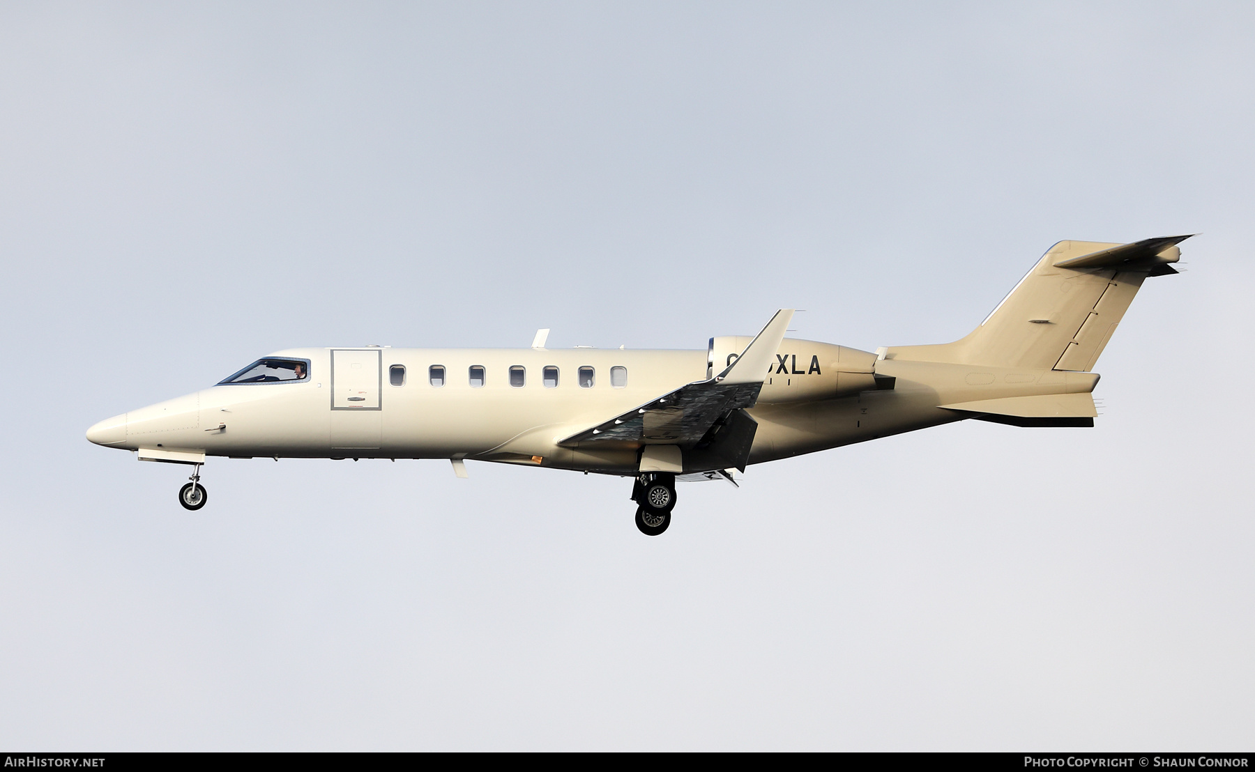 Aircraft Photo of G-UXLA | Learjet 40 | AirHistory.net #642411