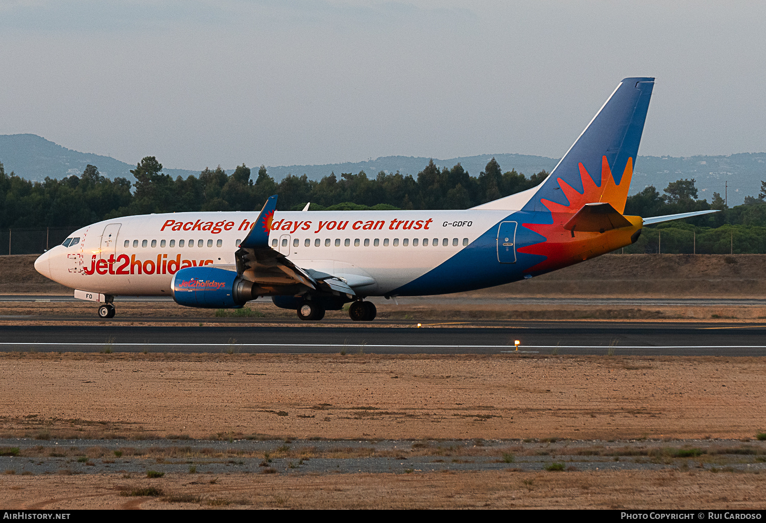 Aircraft Photo of G-GDFO | Boeing 737-3U3 | Jet2 Holidays | AirHistory.net #642423