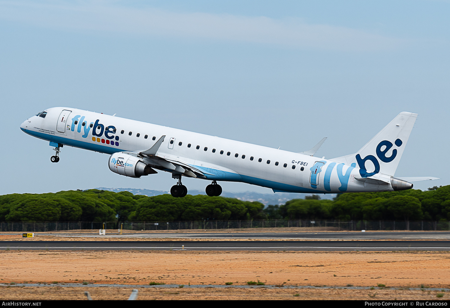 Aircraft Photo of G-FBEI | Embraer 195LR (ERJ-190-200LR) | Flybe | AirHistory.net #642500