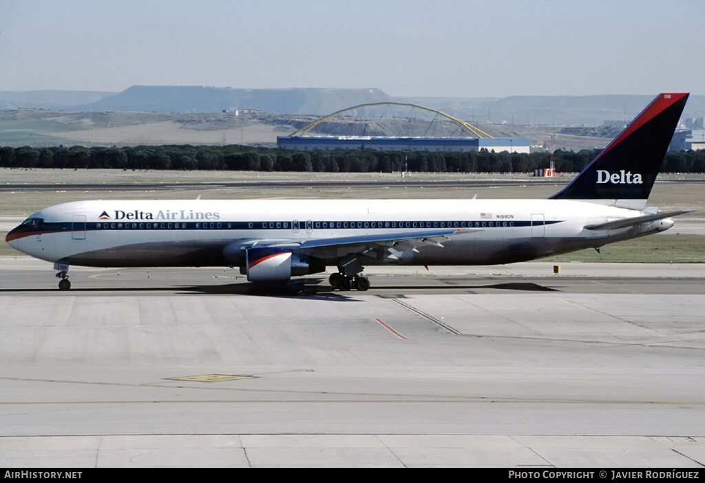 Aircraft Photo of N198DN | Boeing 767-332/ER | Delta Air Lines | AirHistory.net #642505