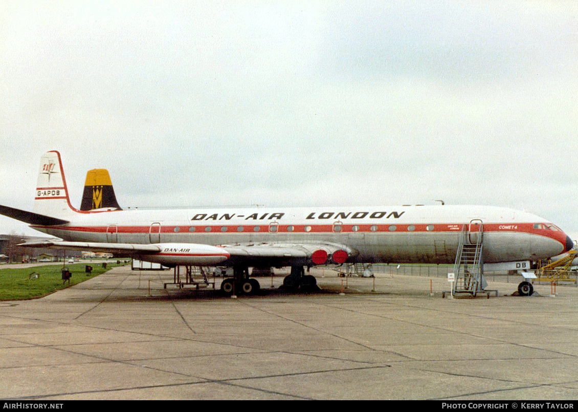 Aircraft Photo of G-APDB | De Havilland D.H. 106 Comet 4 | Dan-Air London | AirHistory.net #642549