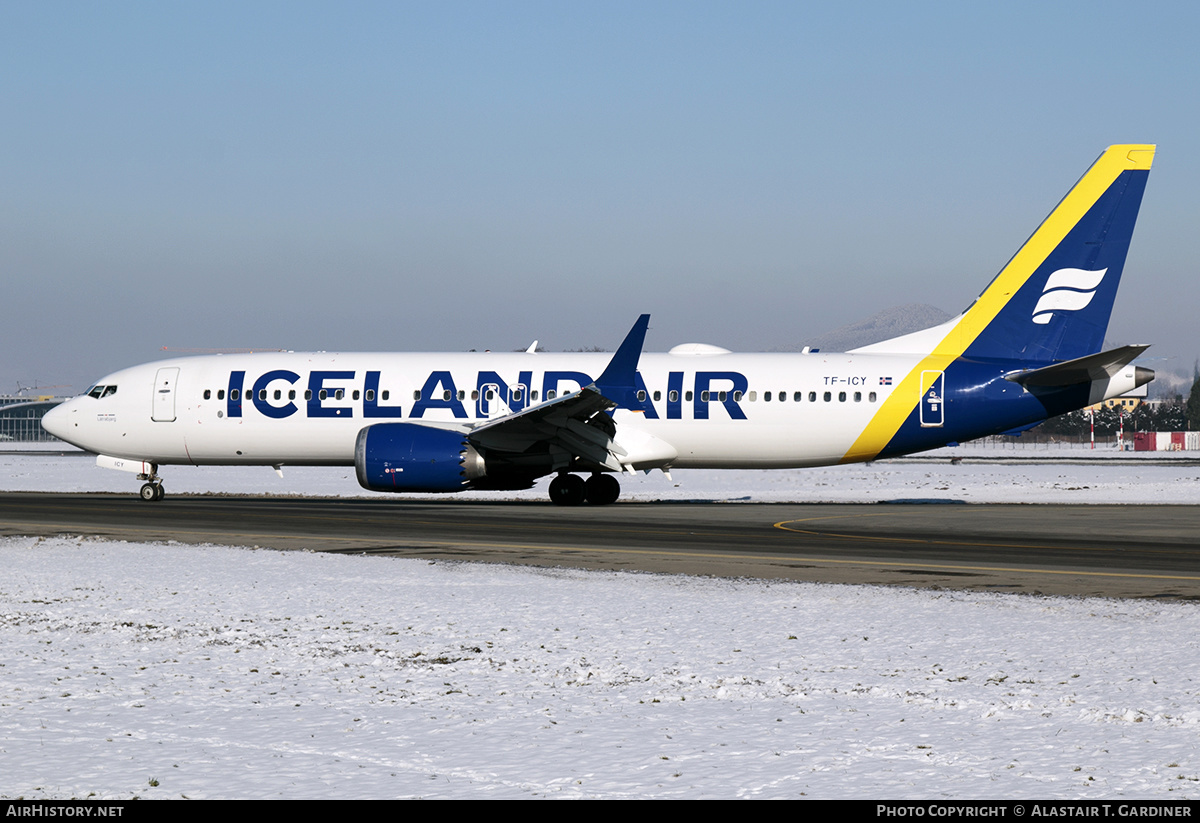 Aircraft Photo of TF-ICY | Boeing 737-8 Max 8 | Icelandair | AirHistory.net #642683