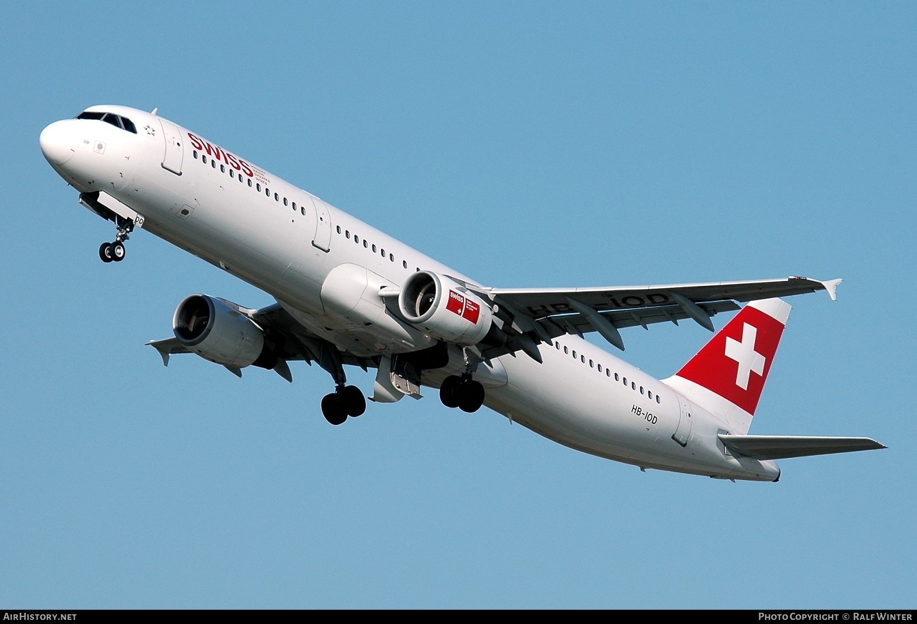 Aircraft Photo of HB-IOD | Airbus A321-111 | Swiss International Air Lines | AirHistory.net #642727