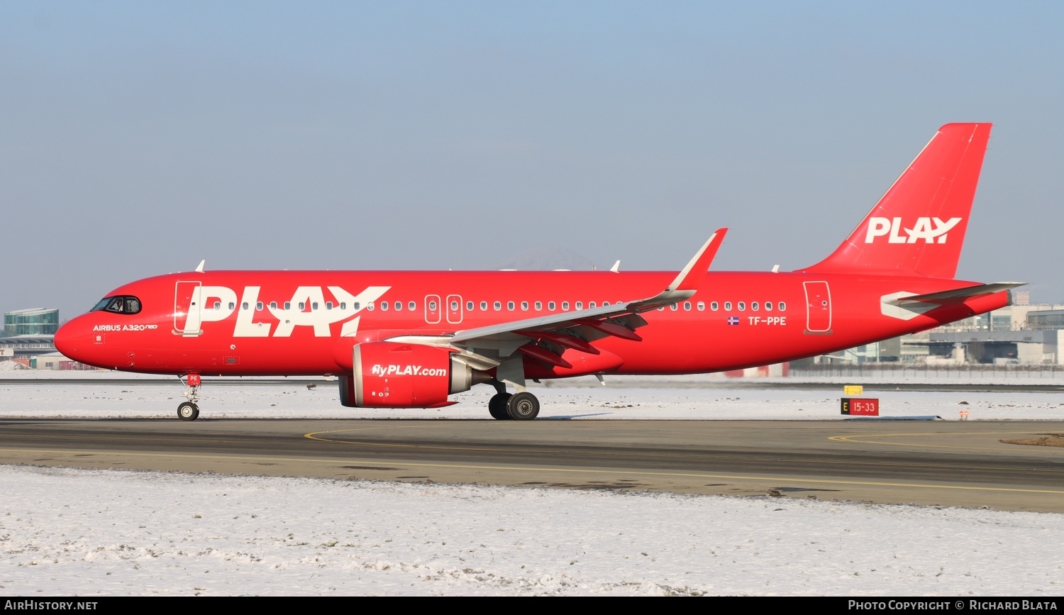 Aircraft Photo of TF-PPE | Airbus A320-251N | Play | AirHistory.net #642745