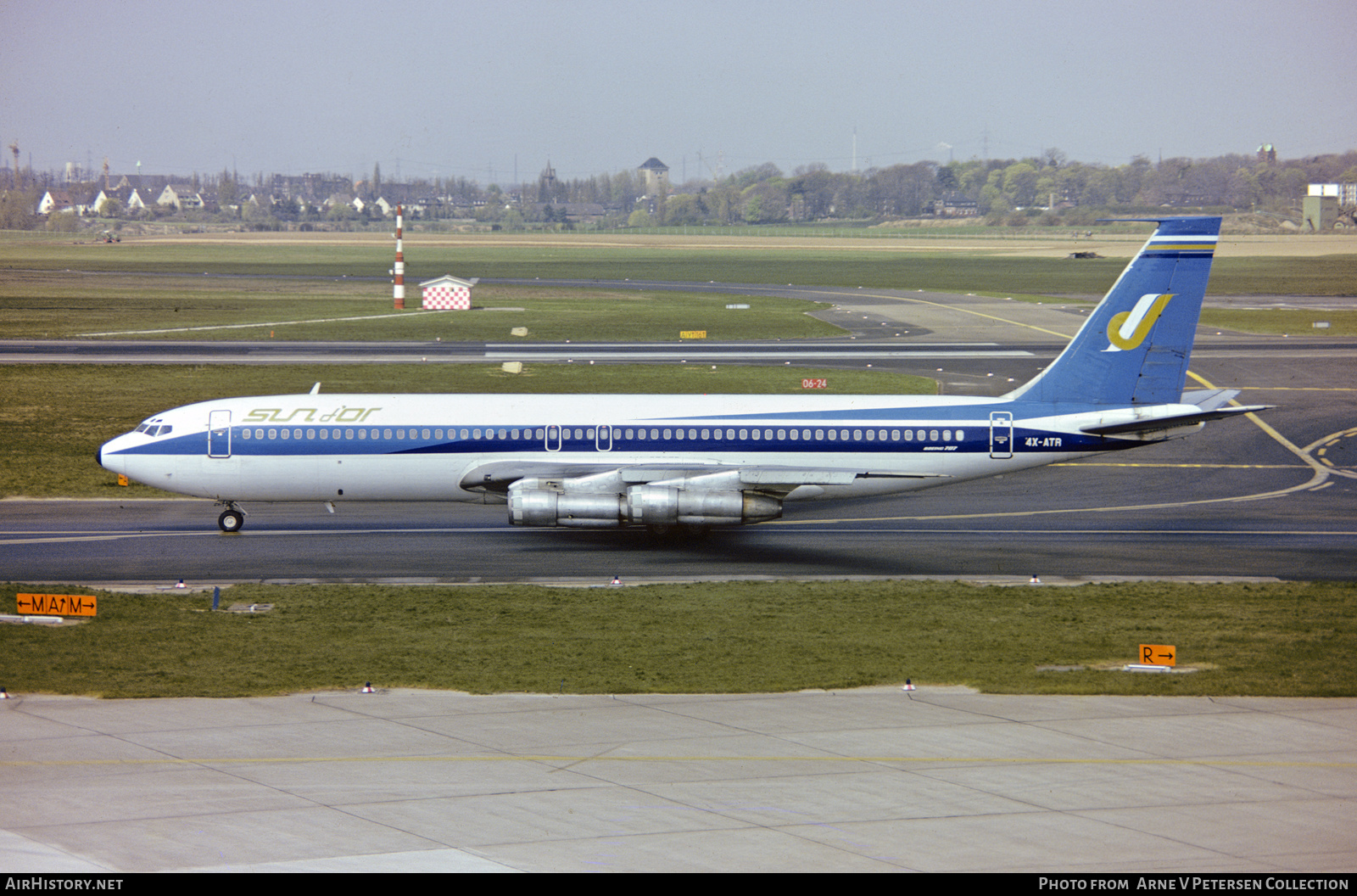 Aircraft Photo of 4X-ATR | Boeing 707-358B | Sun d'Or International Airlines | AirHistory.net #642751