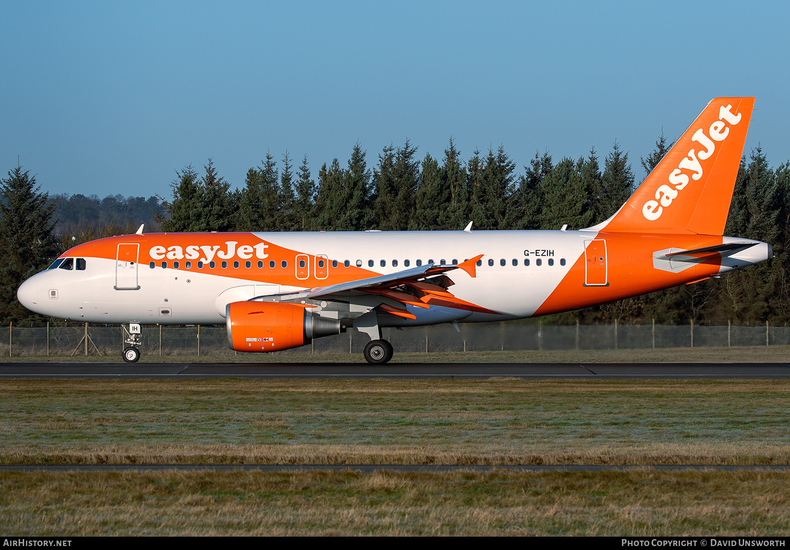 Aircraft Photo of G-EZIH | Airbus A319-111 | EasyJet | AirHistory.net #642790