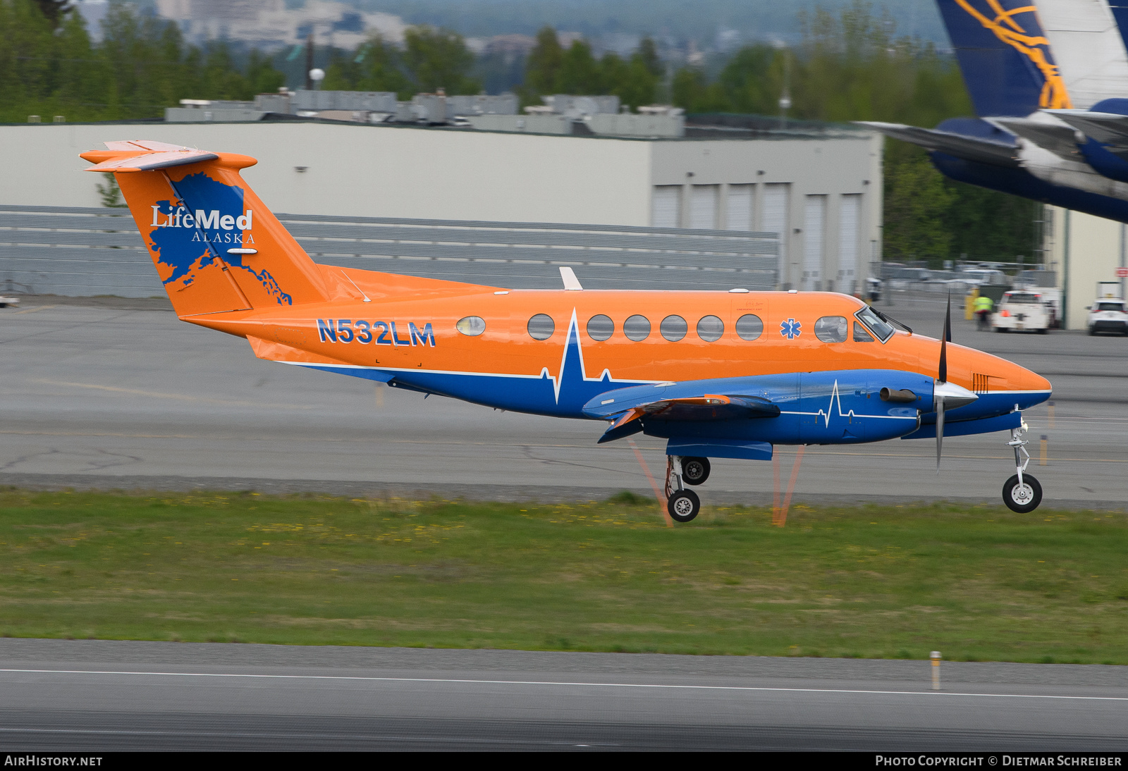 Aircraft Photo of N532LM | Beech B200 Super King Air | LifeMed Alaska | AirHistory.net #642847