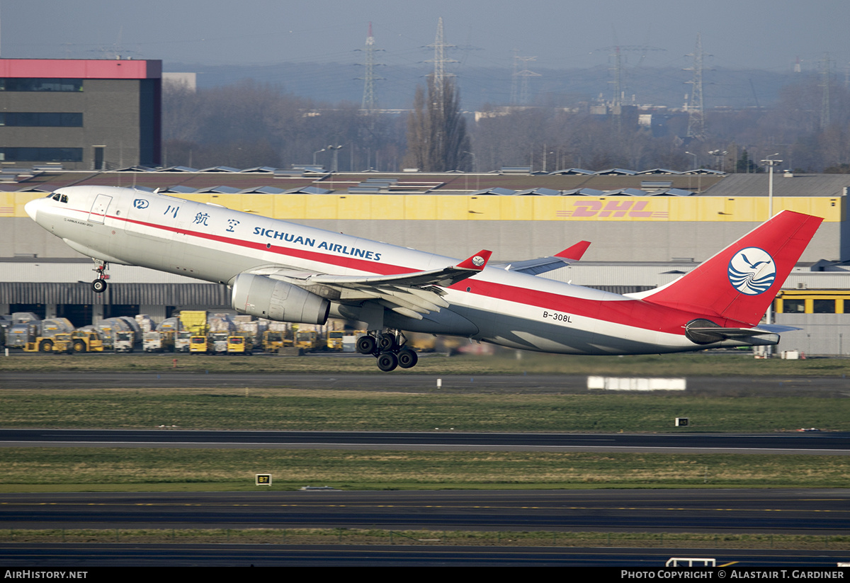 Aircraft Photo of B-308L | Airbus A330-243F | Sichuan Airlines | AirHistory.net #642883