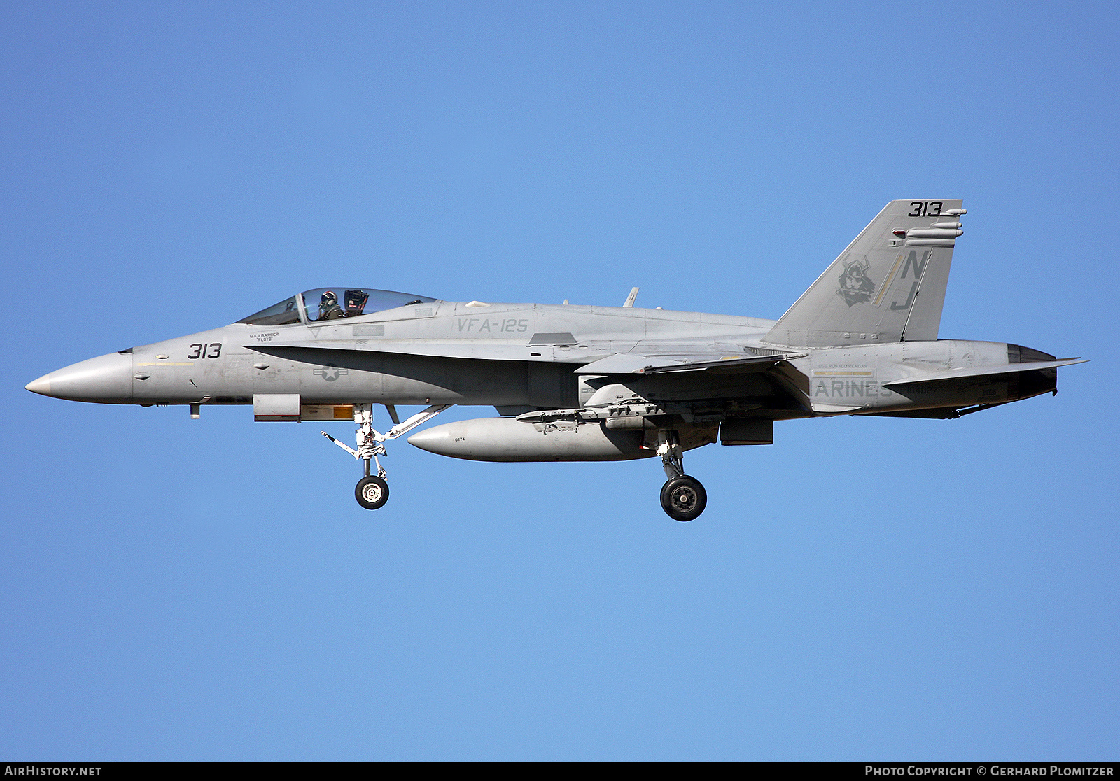 Aircraft Photo of 164027 | McDonnell Douglas F/A-18C Hornet | USA - Navy | AirHistory.net #642891