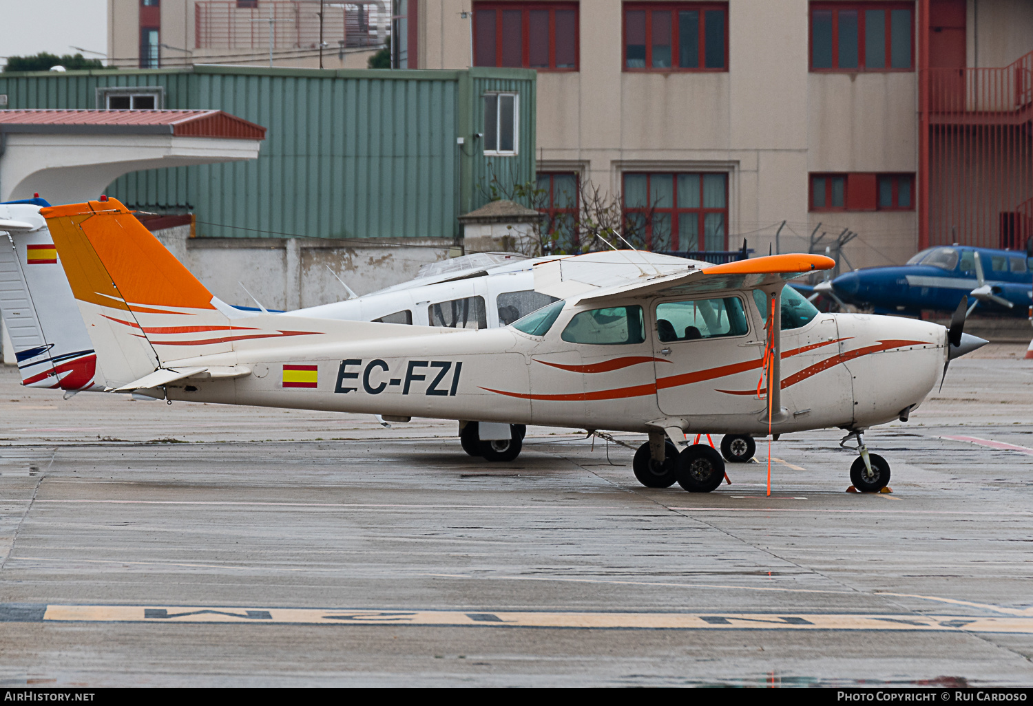 Aircraft Photo of EC-FZI | Cessna 172N Skyhawk II | AirHistory.net #642904