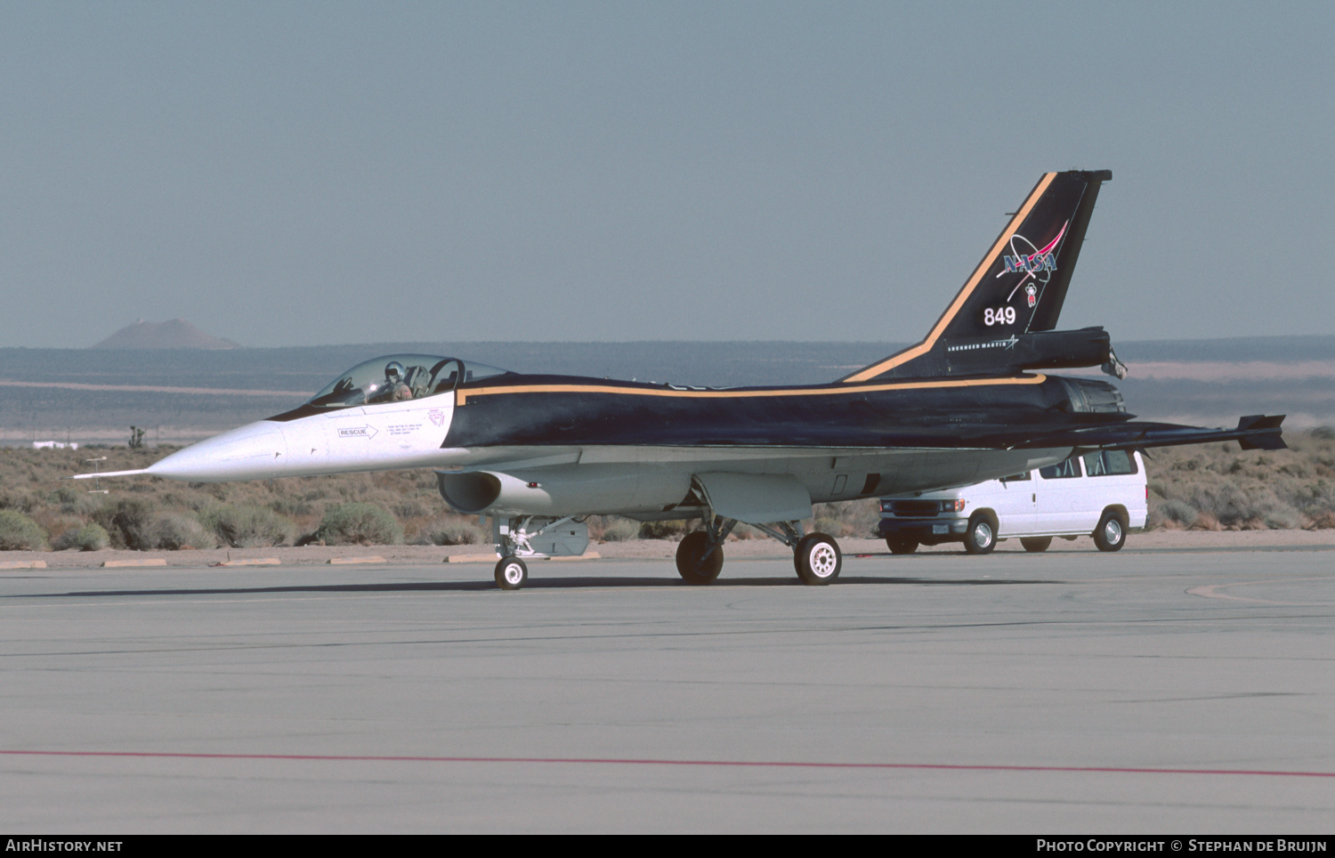 Aircraft Photo of N849NA / 849 | General Dynamics F-16XL-1 Fighting Falcon | NASA - National Aeronautics and Space Administration | AirHistory.net #642954