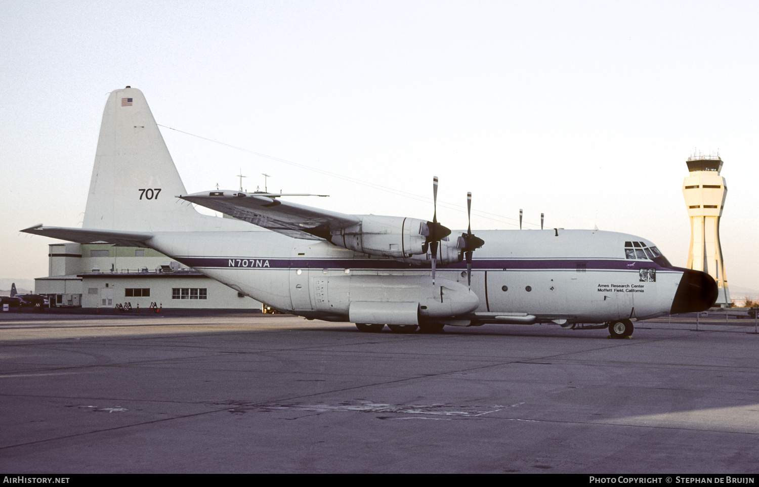 Aircraft Photo of N707NA / 707 | Lockheed NC-130B Hercules (L-282) | NASA - National Aeronautics and Space Administration | AirHistory.net #642978