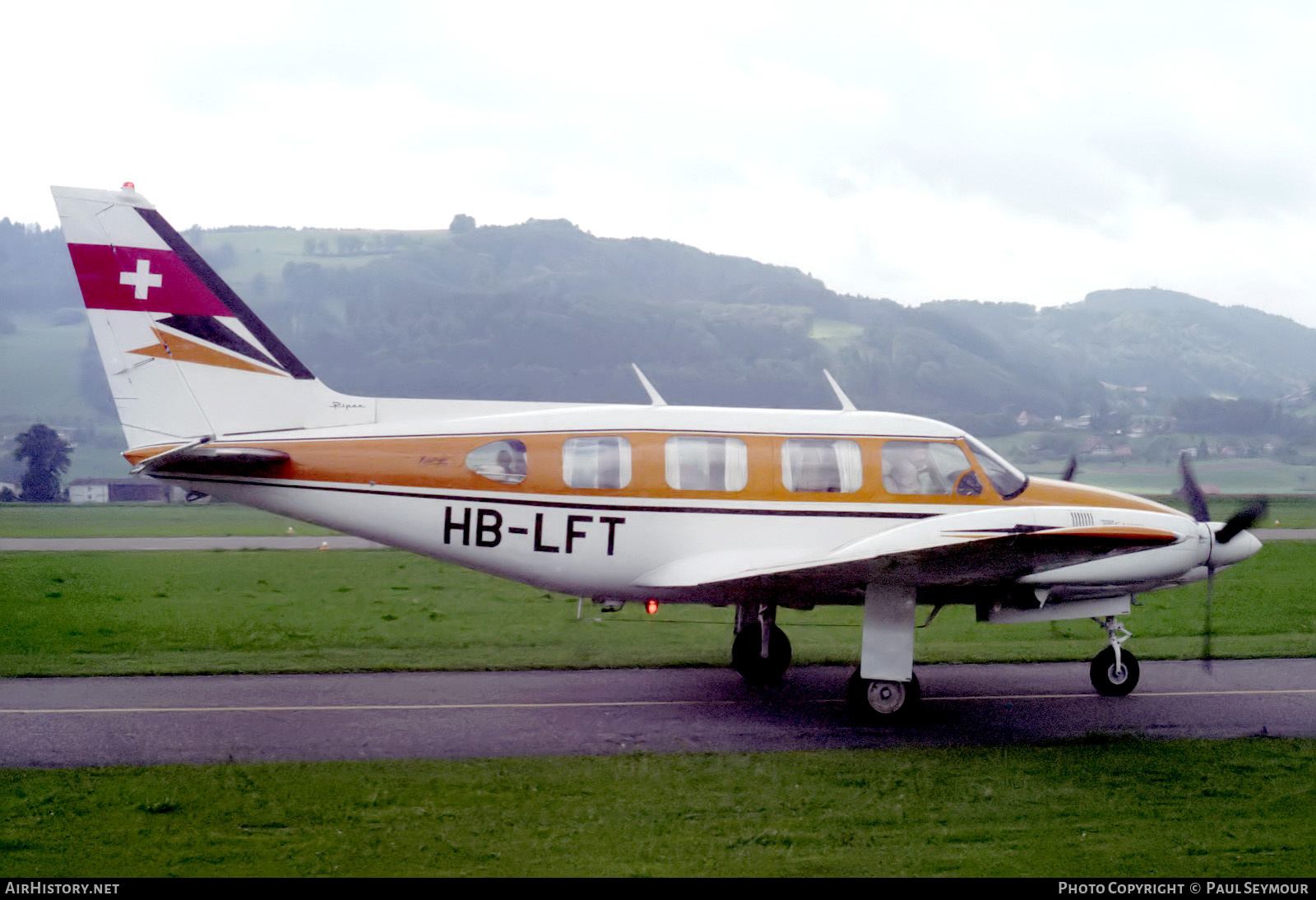 Aircraft Photo of HB-LFT | Piper PA-31 Navajo | AirHistory.net #643035