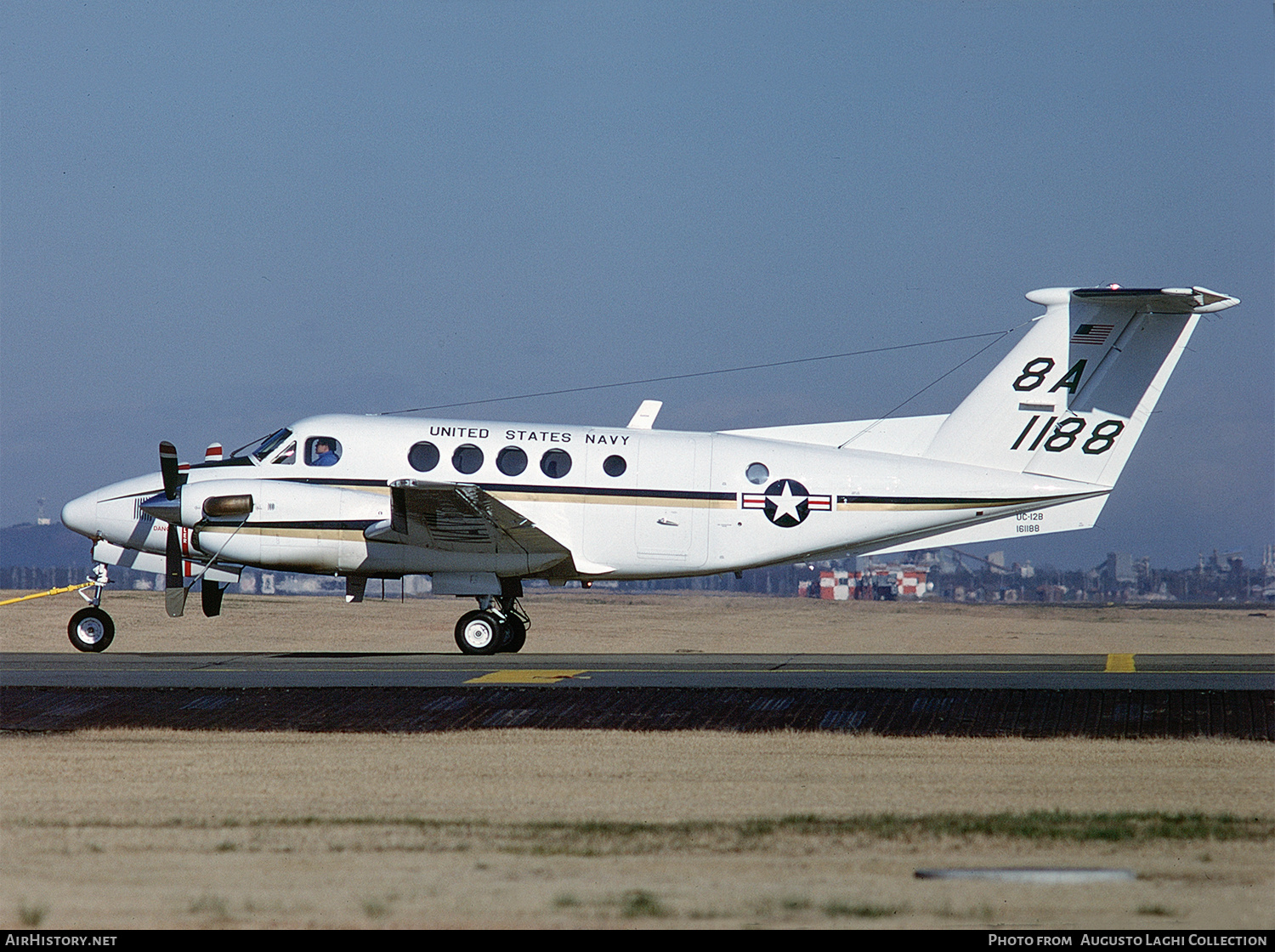 Aircraft Photo of 161188 | Beech UC-12B Super King Air (A200C) | USA - Navy | AirHistory.net #643040