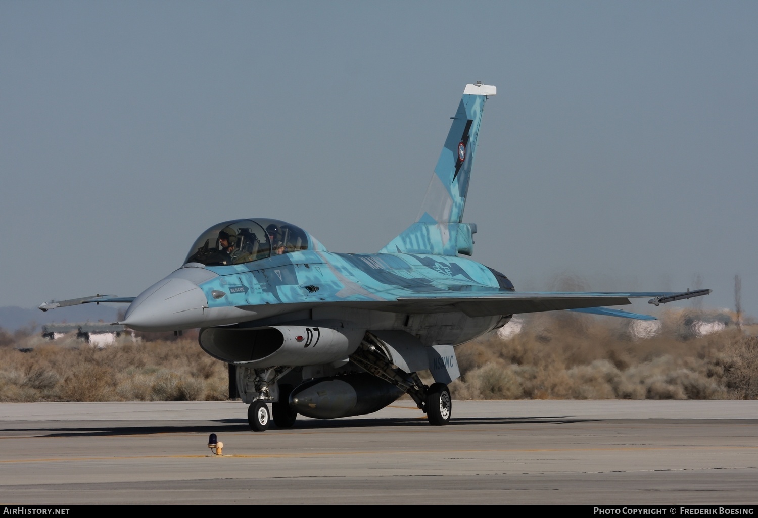 Aircraft Photo of 920461 | General Dynamics F-16B Fighting Falcon | USA - Navy | AirHistory.net #643083