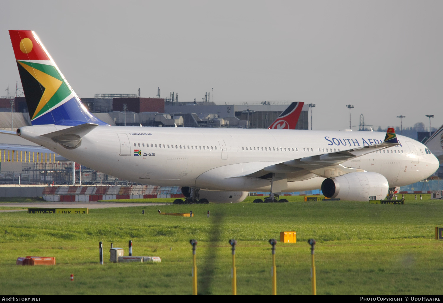 Aircraft Photo of ZS-SXU | Airbus A330-243 | South African Airways | AirHistory.net #643108