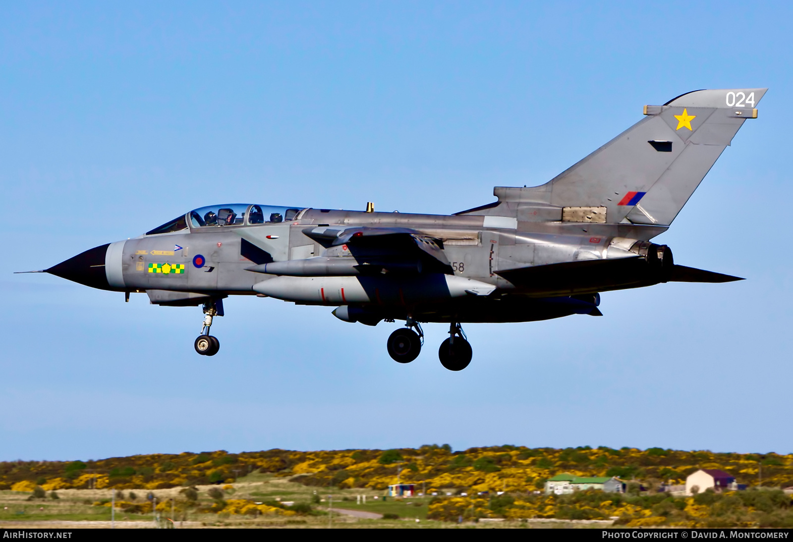 Aircraft Photo of ZA458 | Panavia Tornado GR4 | UK - Air Force | AirHistory.net #643132