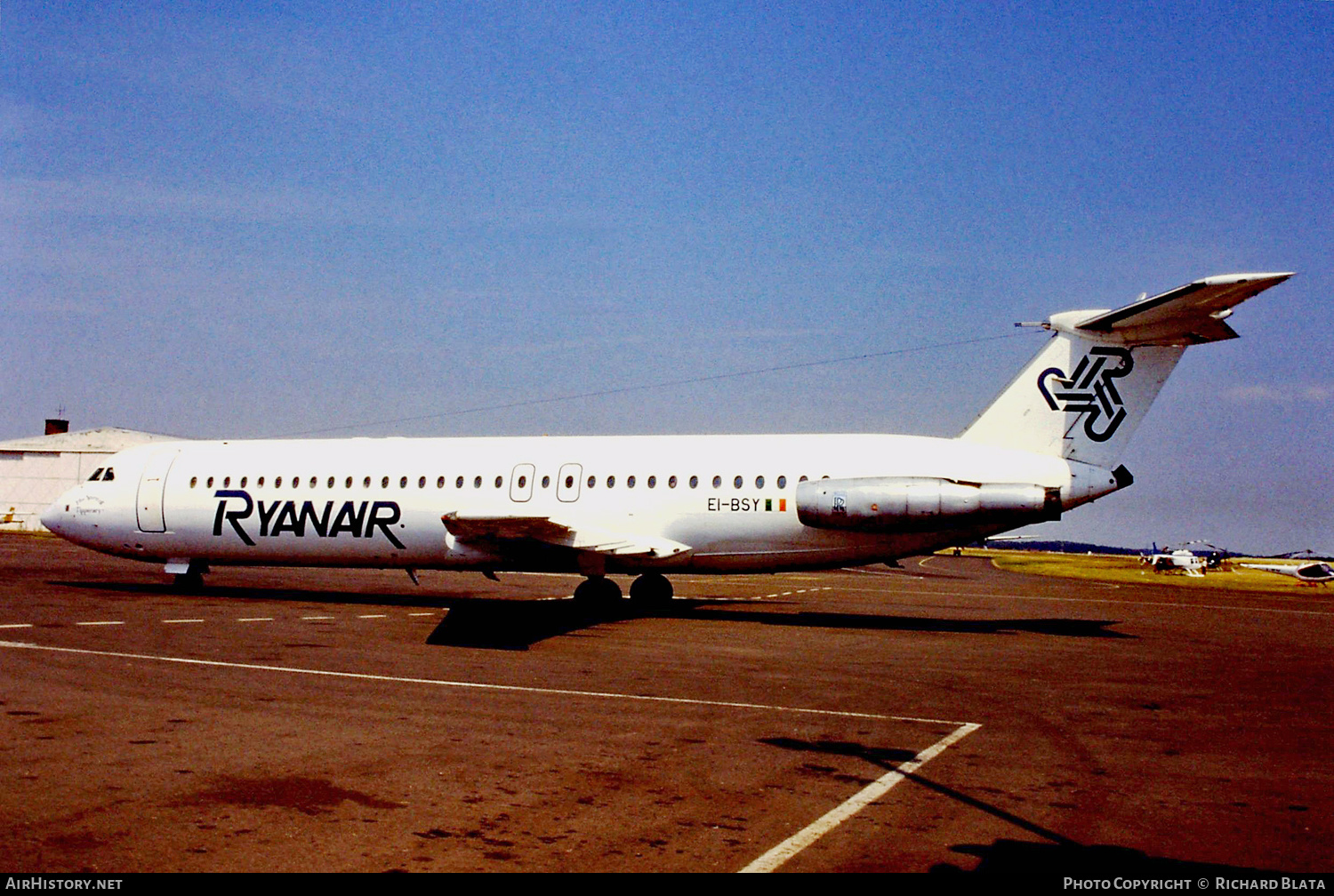 Aircraft Photo of EI-BSY | BAC 111-525FT One-Eleven | Ryanair | AirHistory.net #643215