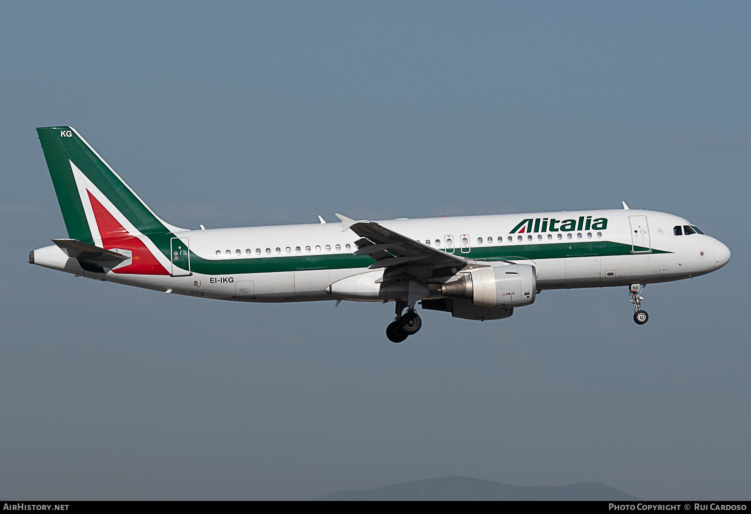 Aircraft Photo of EI-IKG | Airbus A320-214 | Alitalia | AirHistory.net #643219