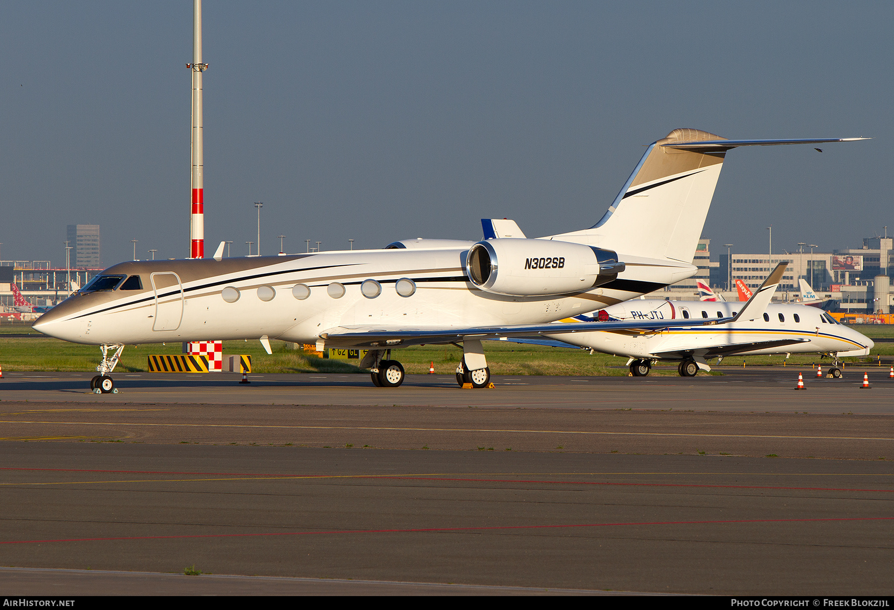 Aircraft Photo of N302SB | Gulfstream Aerospace G-V-SP Gulfstream G550 | AirHistory.net #643222