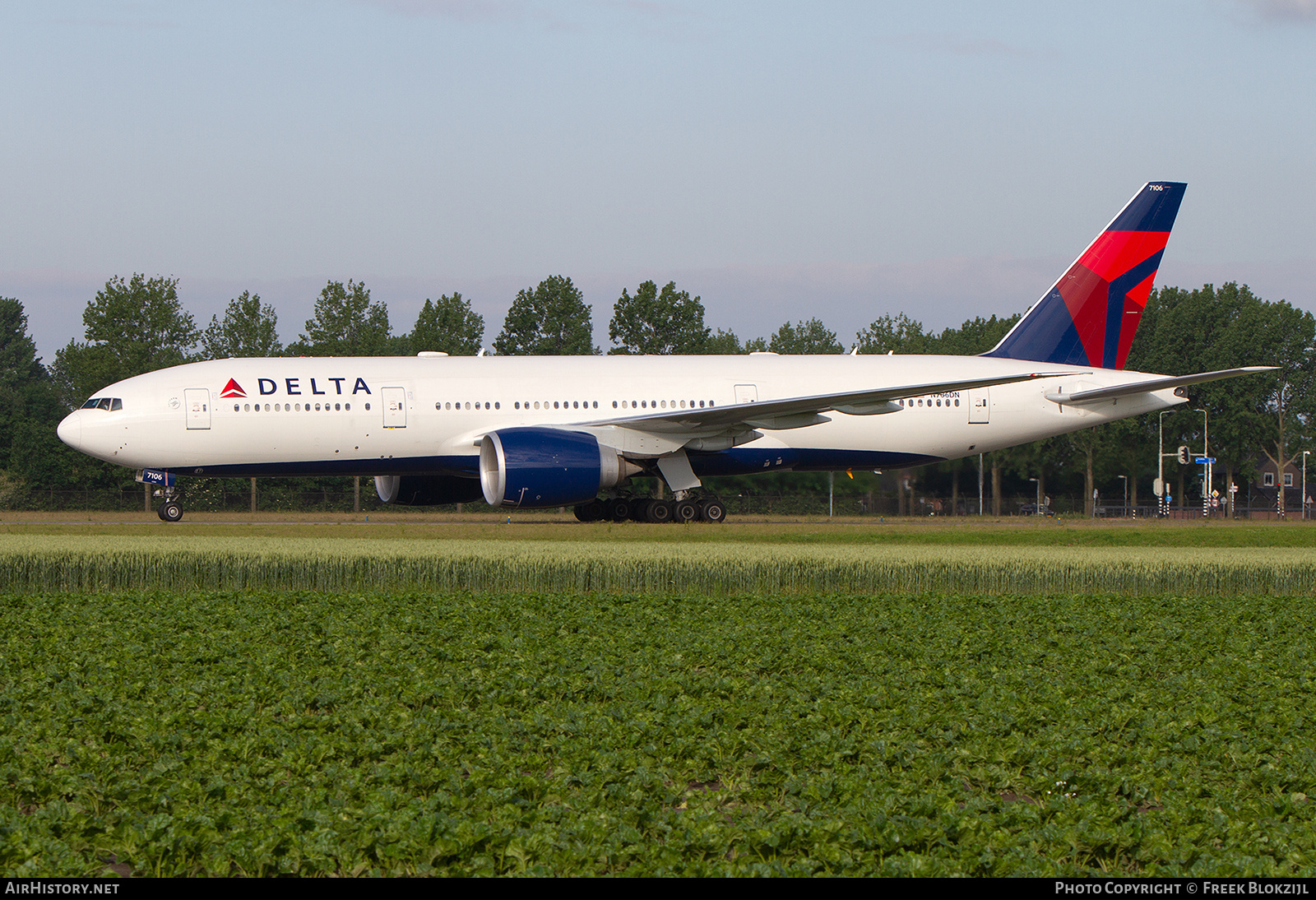 Aircraft Photo of N706DN | Boeing 777-232/LR | Delta Air Lines | AirHistory.net #643229