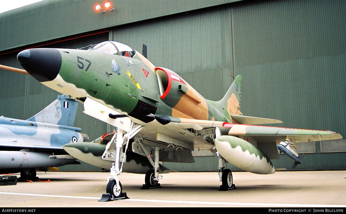 Aircraft Photo of 957 | McDonnell Douglas A-4SU Skyhawk | Singapore - Air Force | AirHistory.net #643247