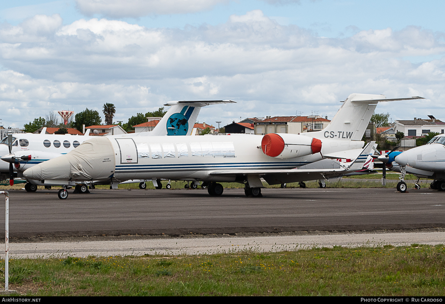 Aircraft Photo of CS-TLW | Learjet 45 | International SOS | AirHistory.net #643267