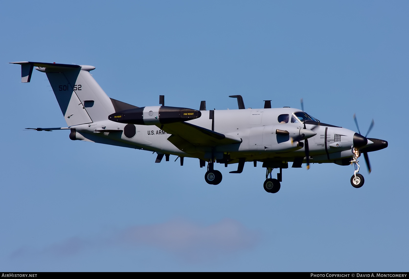 Aircraft Photo of 85-0152 / 50152 | Beech RC-12K Huron (A200CT) | USA - Army | AirHistory.net #643268