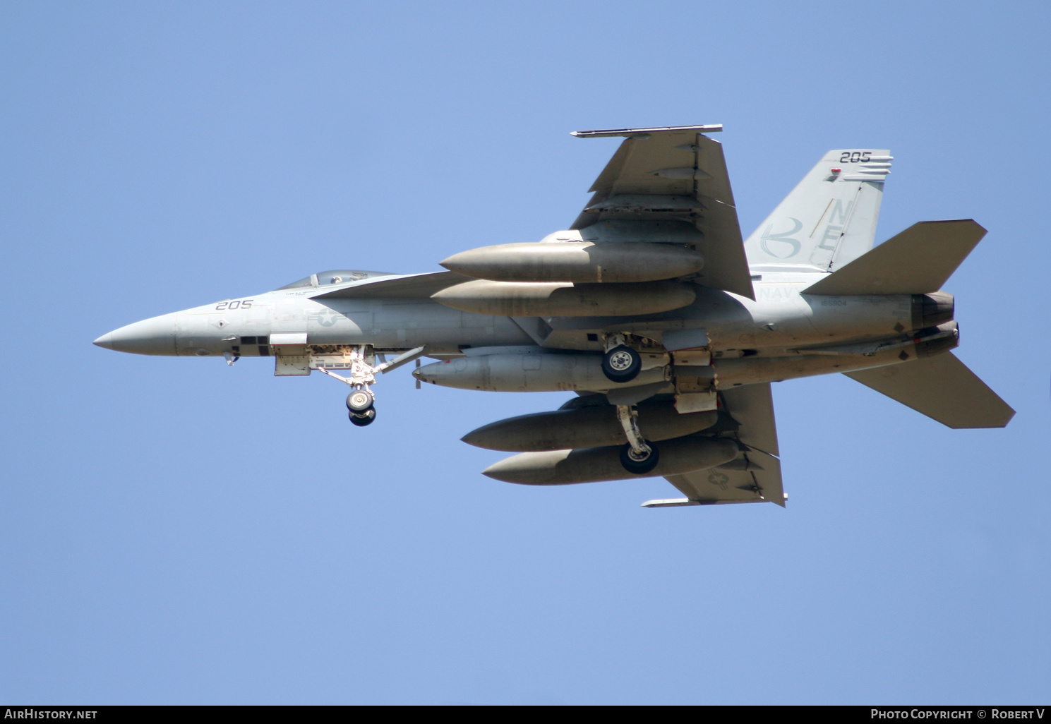 Aircraft Photo of 165904 | Boeing F/A-18E Super Hornet | USA - Navy | AirHistory.net #643400