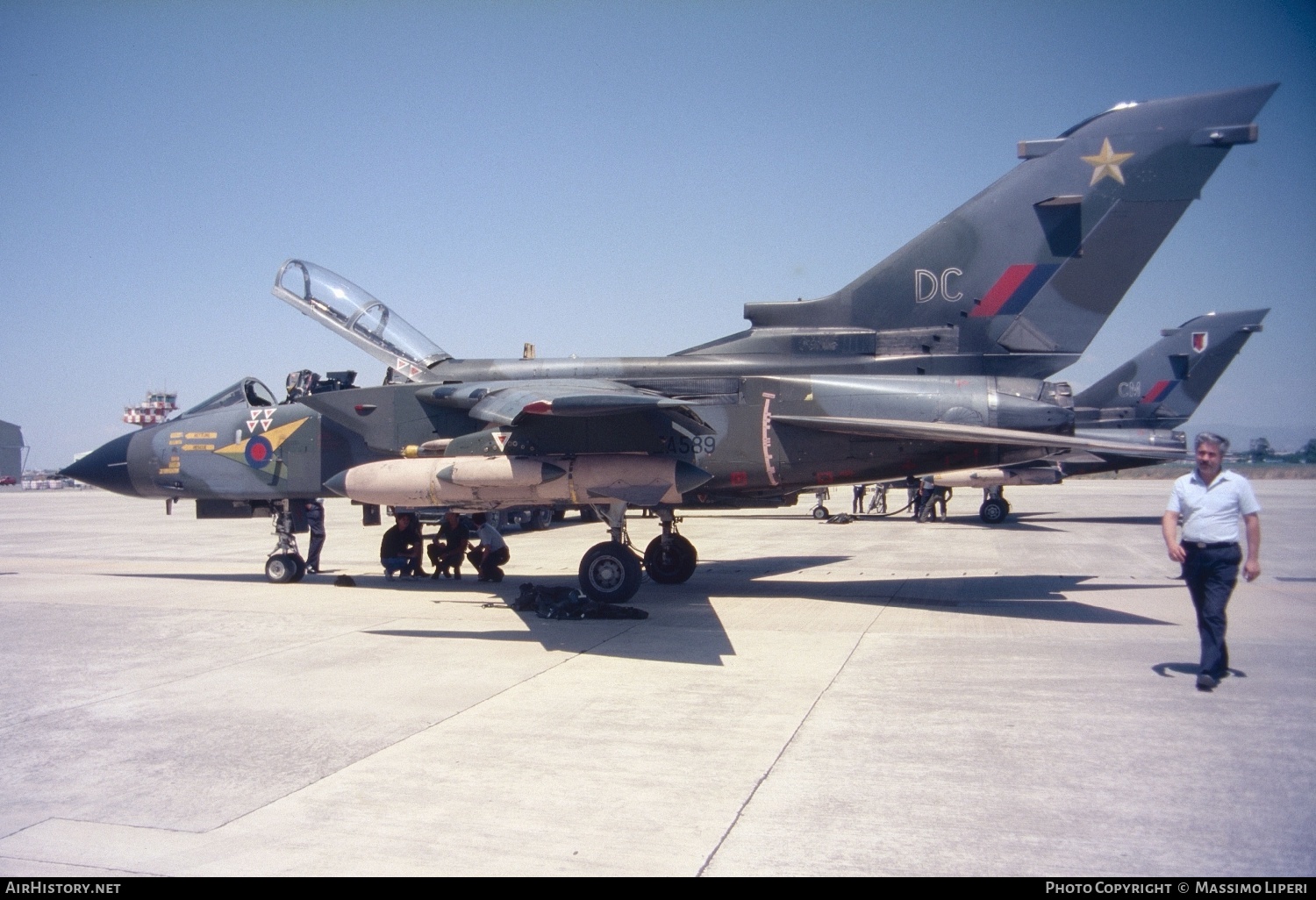 Aircraft Photo of ZA589 | Panavia Tornado GR1 | UK - Air Force | AirHistory.net #643416