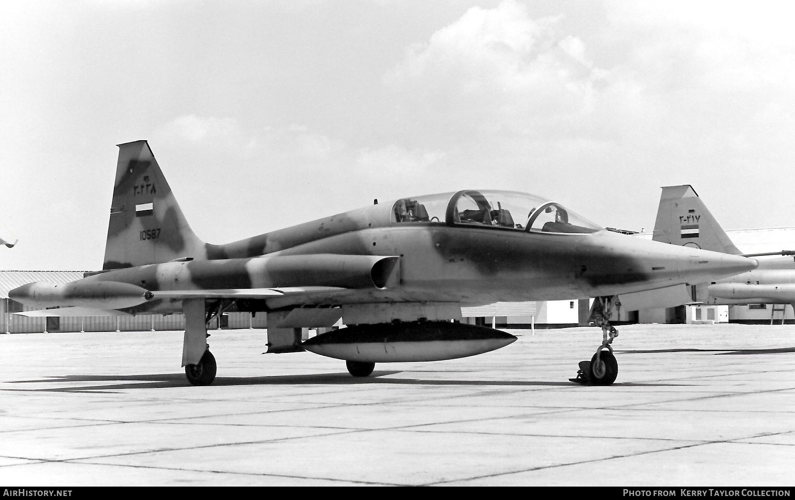 Aircraft Photo of 3-438 / 10587 | Northrop F-5B Freedom Fighter | Iran - Air Force | AirHistory.net #643430