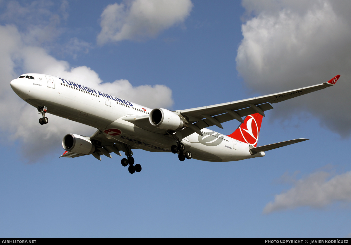 Aircraft Photo of TC-JOM | Airbus A330-302 | Turkish Airlines | AirHistory.net #643450