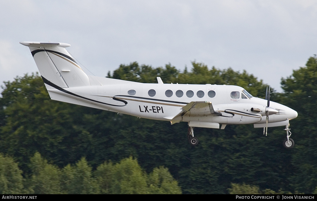 Aircraft Photo of LX-EPI | Beech 200 Super King Air | AirHistory.net #643454