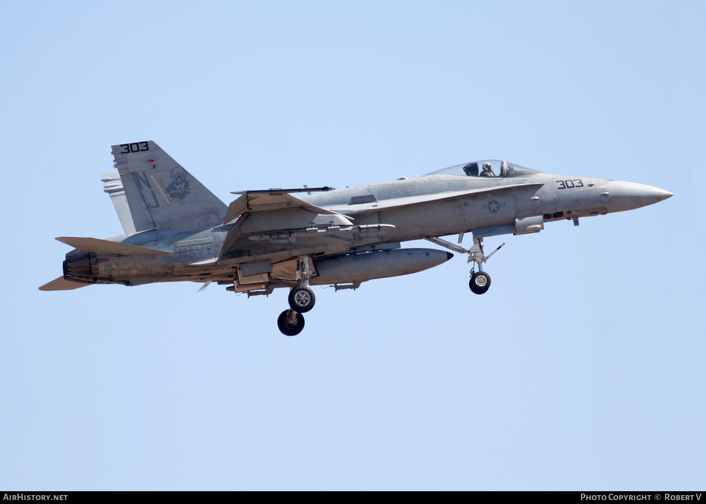 Aircraft Photo of 163740 | McDonnell Douglas F/A-18C Hornet | USA - Navy | AirHistory.net #643457