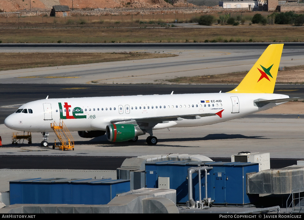 Aircraft Photo of EC-KID | Airbus A320-212 | LTE International Airways | AirHistory.net #643469