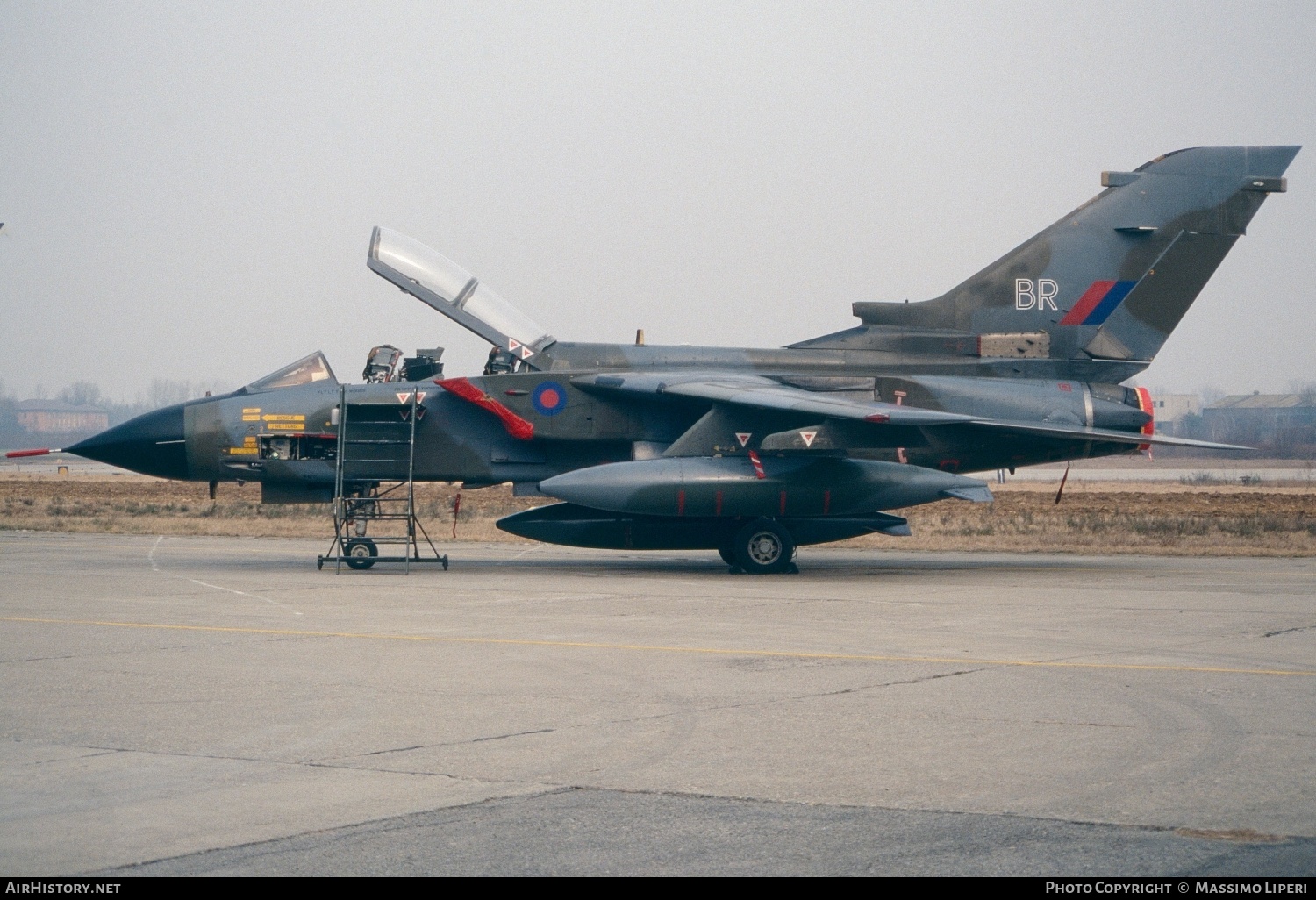 Aircraft Photo of ZA490 | Panavia Tornado GR1 | UK - Air Force | AirHistory.net #643494