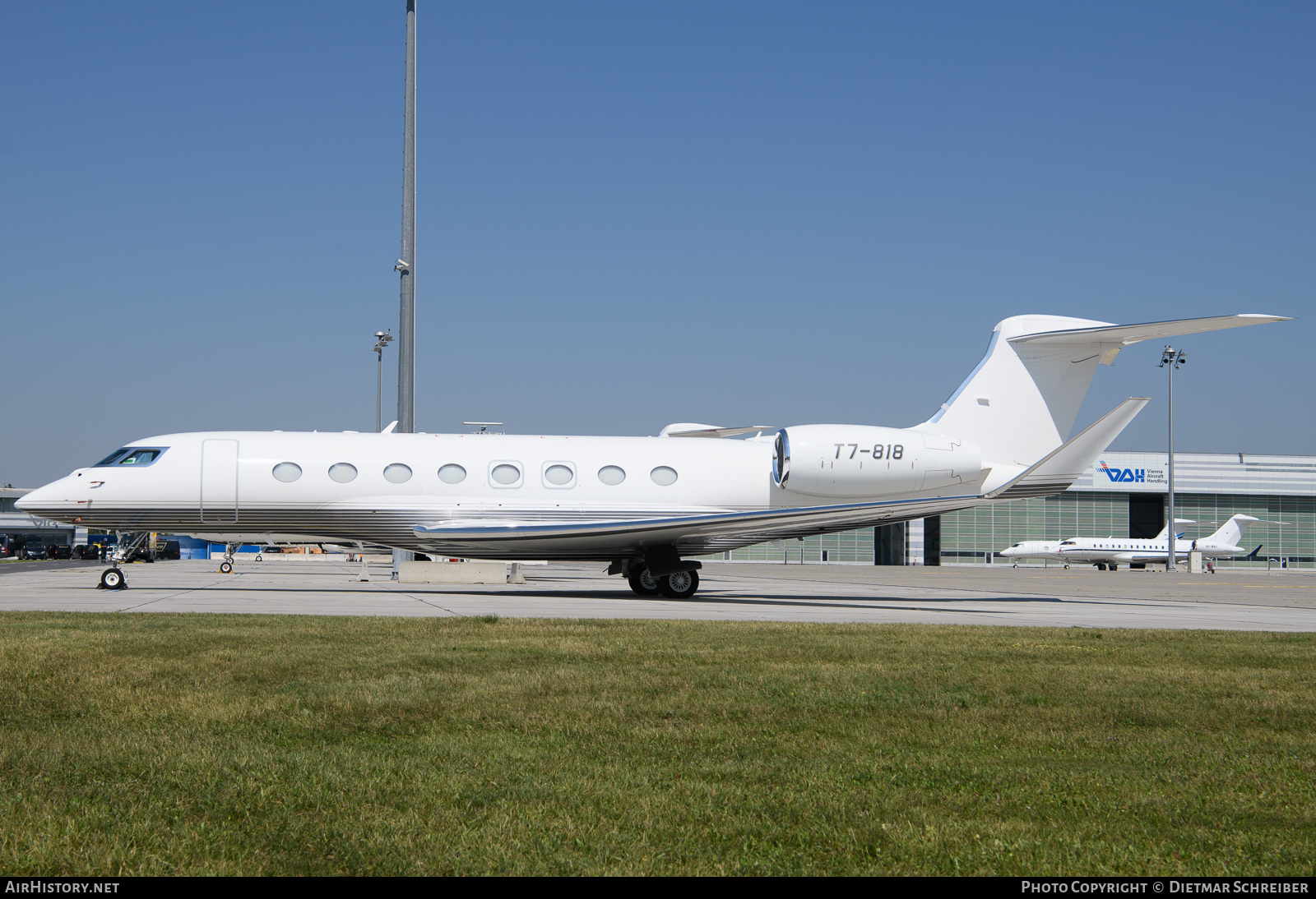 Aircraft Photo of T7-818 | Gulfstream Aerospace G650 (G-VI) | AirHistory.net #643506