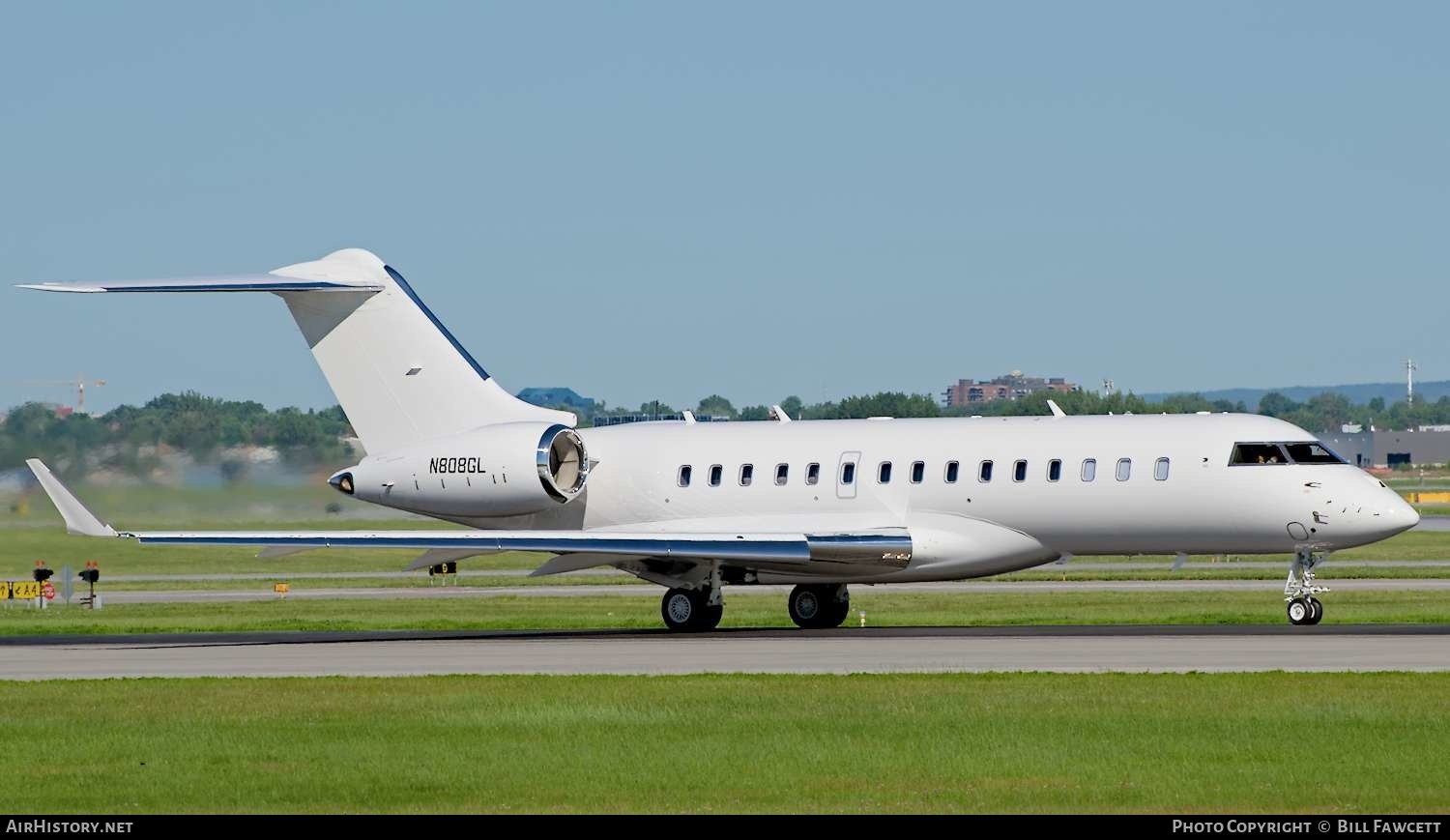 Aircraft Photo of N808GL | Bombardier Global 6000 (BD-700-1A10) | AirHistory.net #643567