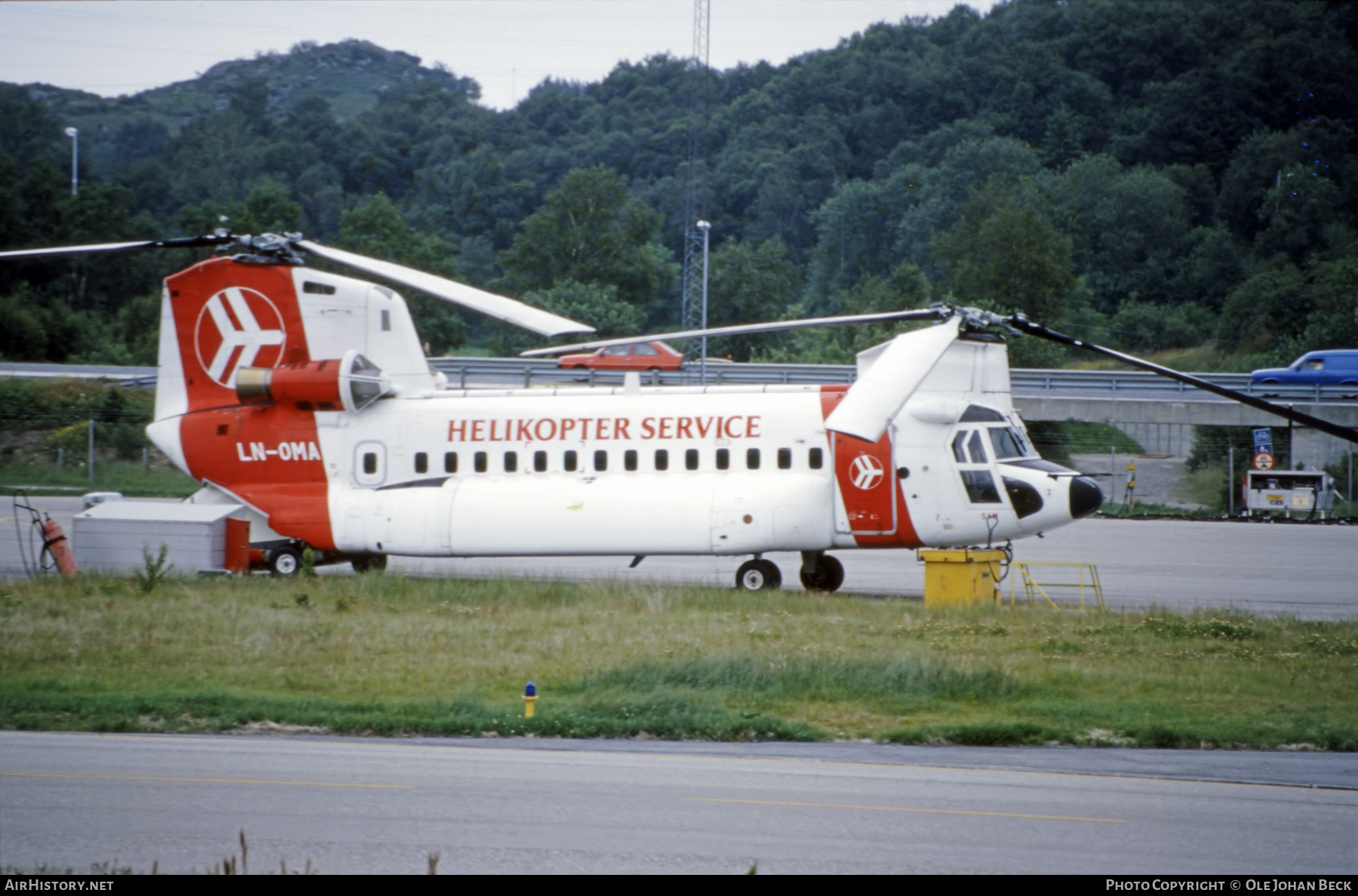 Aircraft Photo of LN-OMA | Boeing Vertol 234LR | Helikopter Service | AirHistory.net #643576
