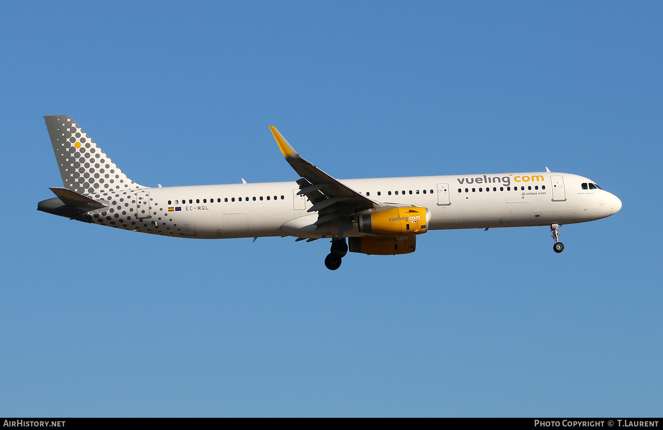 Aircraft Photo of EC-MQL | Airbus A321-231 | Vueling Airlines | AirHistory.net #643688